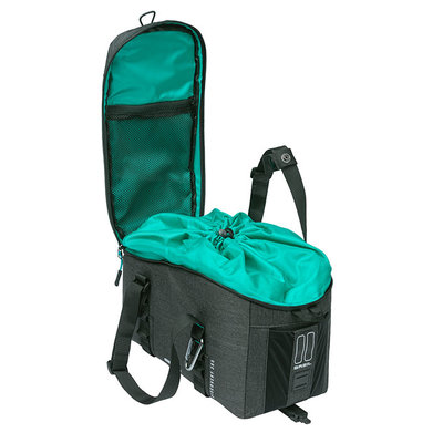 Basil Discovery 365D - bagagedragertas M MIK - 9 liter - zwart