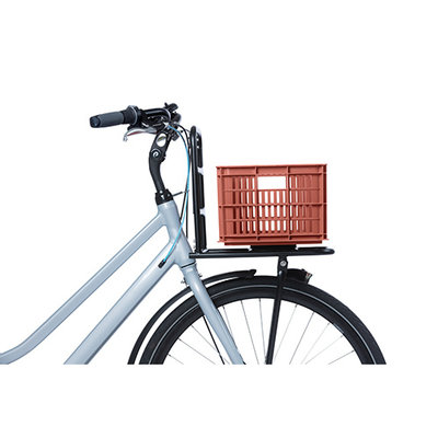 Basil fietskrat S - klein - 17.5 liter - rood