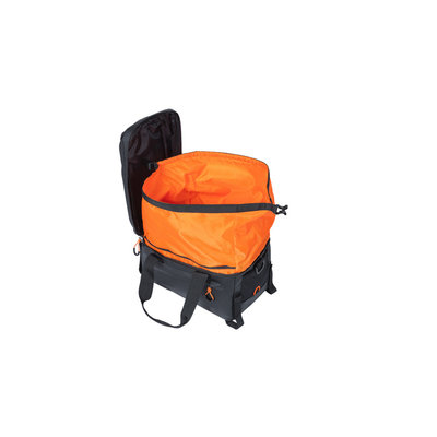 Basil Miles Tarpaulin - bagagedragertas - 7 liter - zwart/oranje