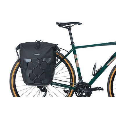 Basil Navigator Waterproof L - enkele fietstas -  25-31 liter - zwart