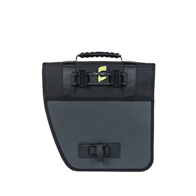 Basil Tour Waterproof Right - enkele fietstas - 14 liter - zwart